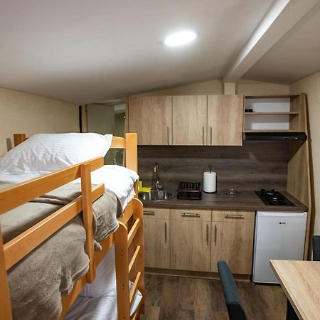 Apartmani Sp Jovanovic Crni Vrh Esterno foto