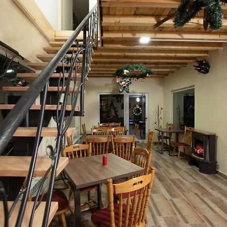 Apartmani Sp Jovanovic Crni Vrh Esterno foto