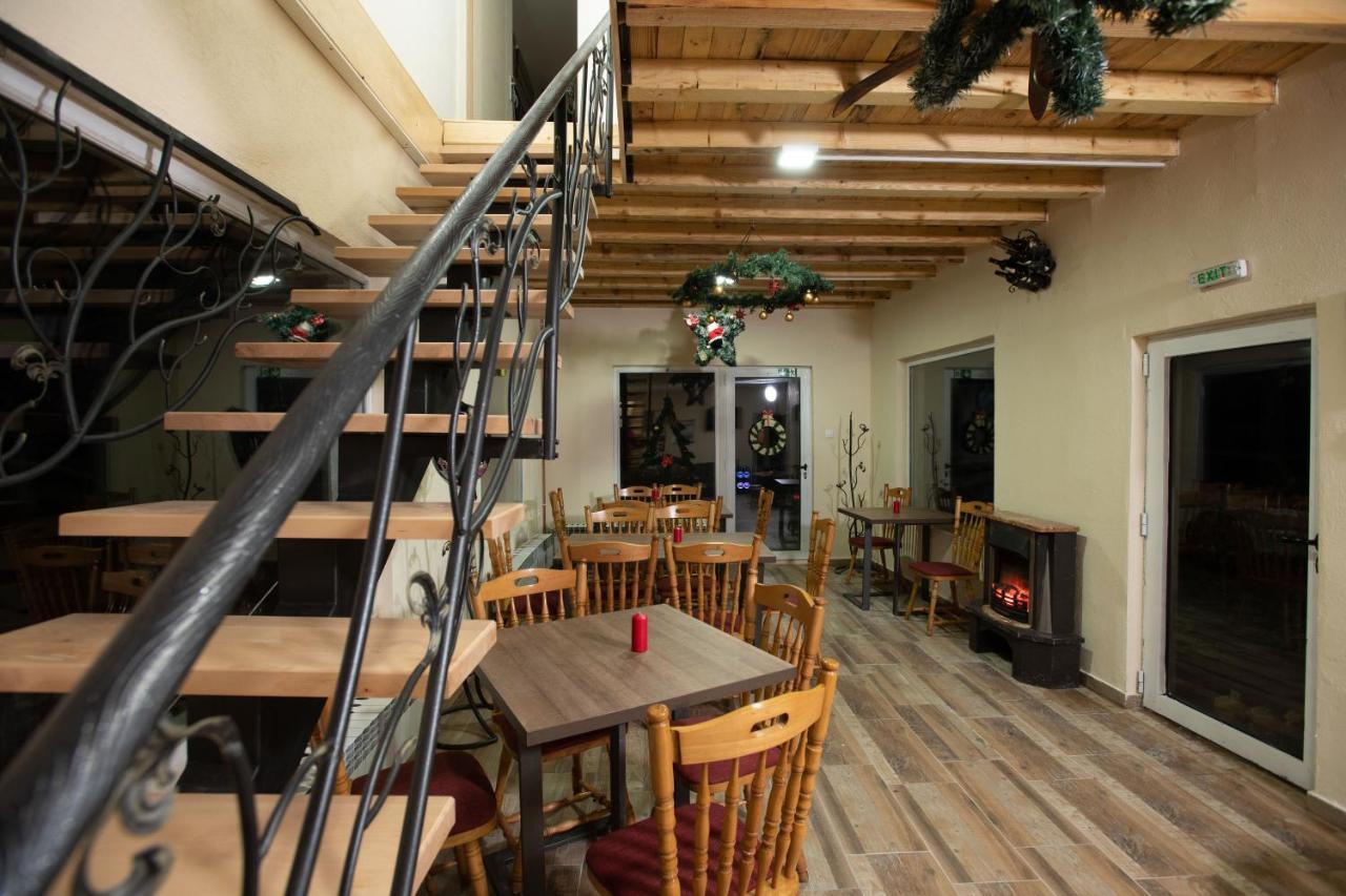 Apartmani Sp Jovanovic Crni Vrh Esterno foto